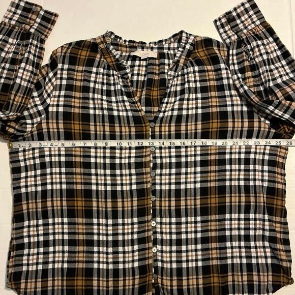 Loft Plaid Button Down Blouse Womens Size XL Black Gold Ruffle Work Casual - Picture 10 of 13